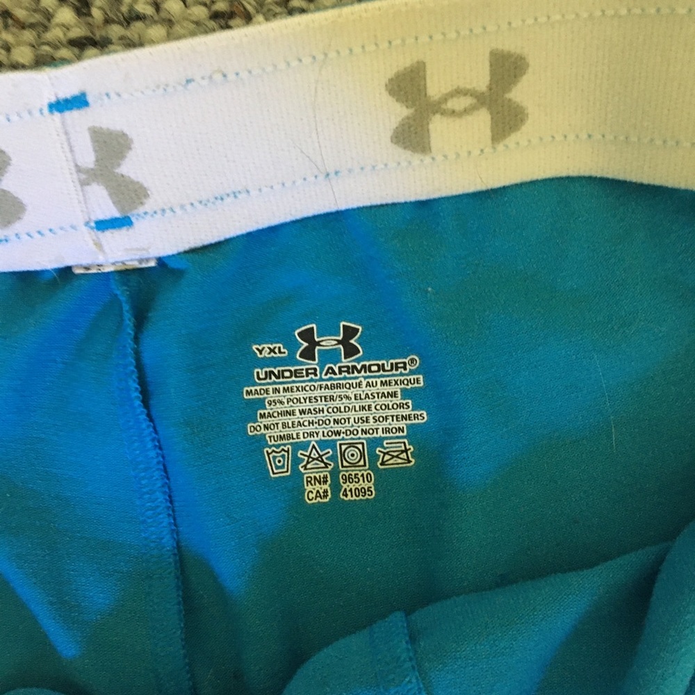 Shorts - Picture 2 of 2